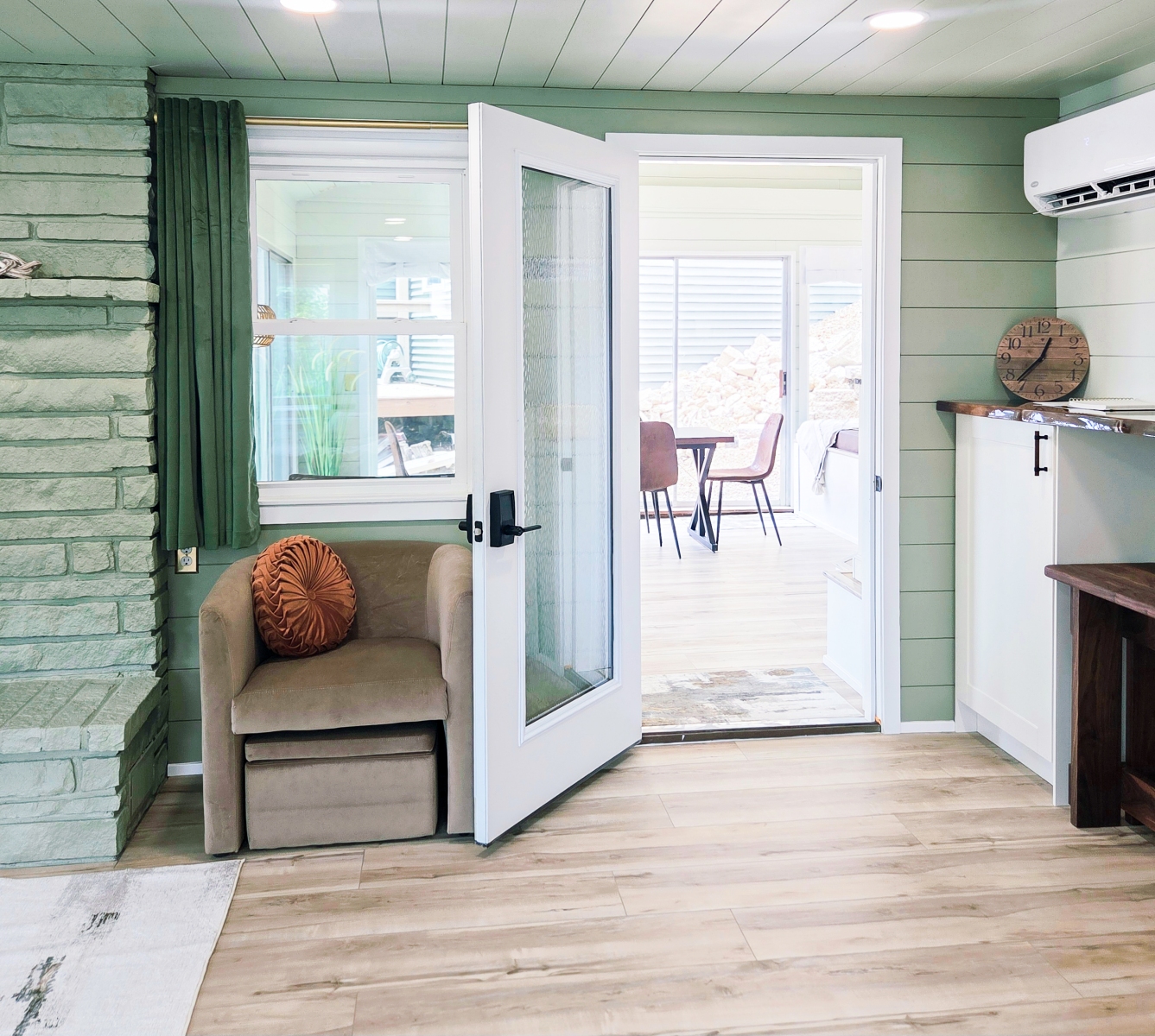sun room entrance